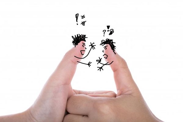 讥讽如何读拼音是甚么,讥讽是甚么意义,讥讽的近义词是甚么