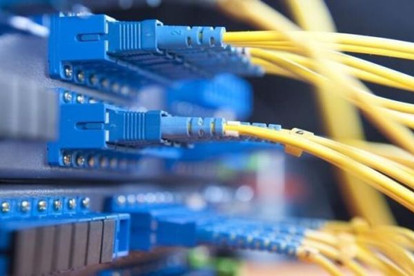 为甚么光导纤维可以或许导光,光纤是甚么