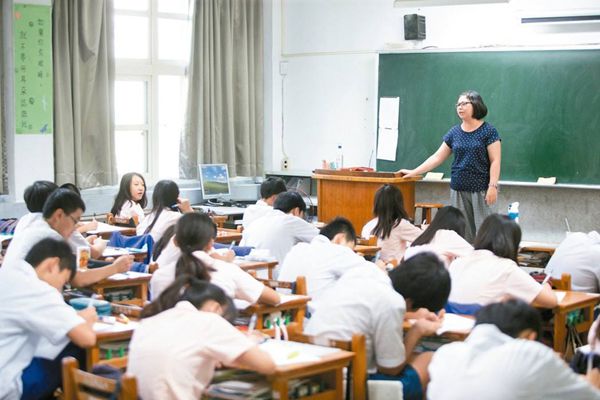 莘怎样读,莘的读音,莘莘学子是甚么意义