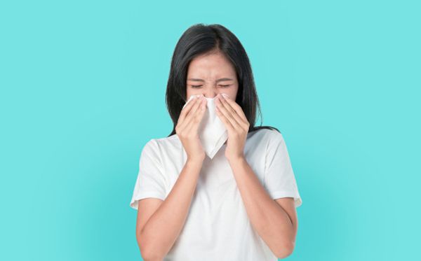 打喷嚏的寄义是甚么,打喷嚏是甚么前兆,是有人想你吗