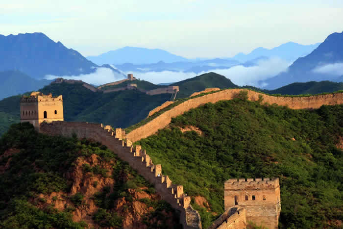 秦始皇为甚么要构筑万里长城