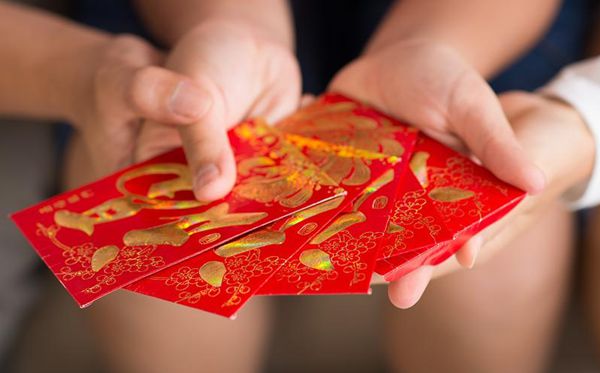 过年为甚么要给孩子压岁钱,压岁钱通俗给到几岁