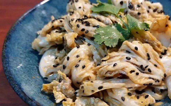 乾隆白菜是凉菜吗,为甚么叫乾隆白菜