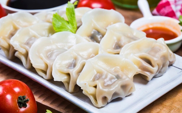 冬至为甚么吃饺子,冬至吃水饺有甚么意味