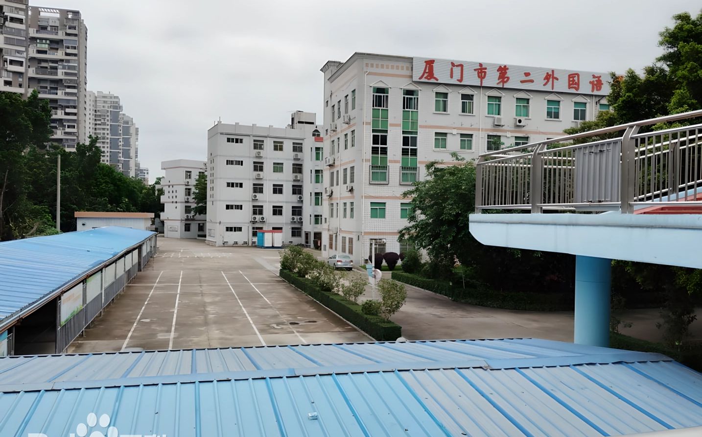 厦门市第二本国语黉舍校区在哪_在哪一个区?