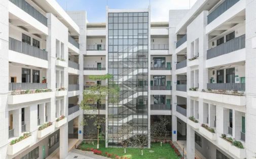 深圳市宝安中学有几个校区_别离在哪？